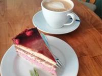 images/Galerie/Stuck-Himbeertorte.jpg